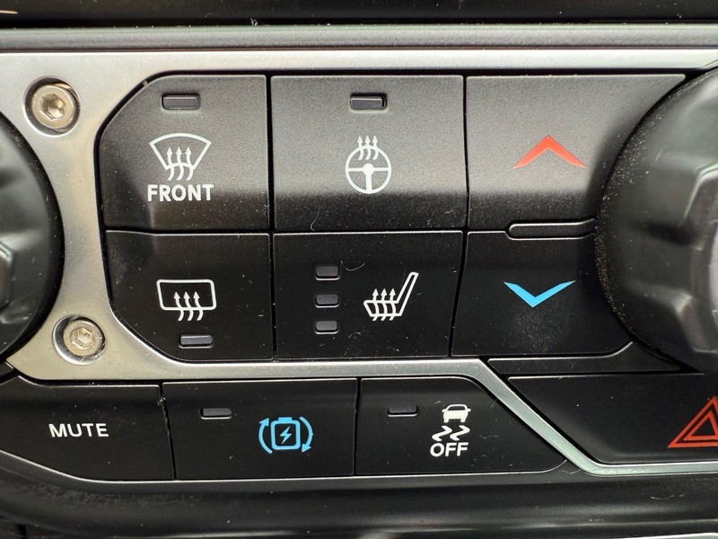 Jeep Wrangler 4xe Vehicle Image 17