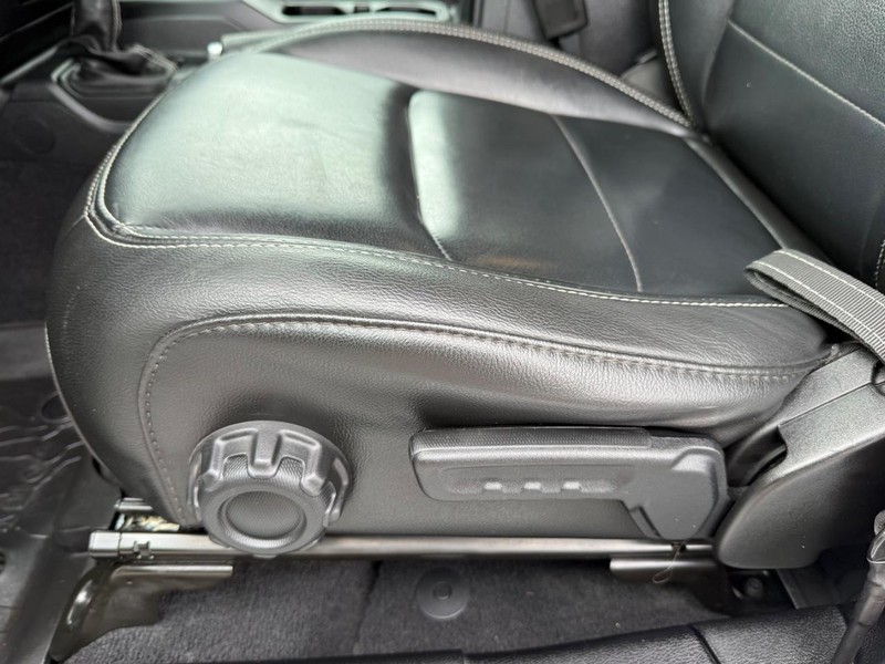 Jeep Wrangler 4xe Vehicle Image 27