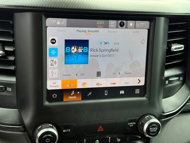 Ram 1500 Vehicle Image 17