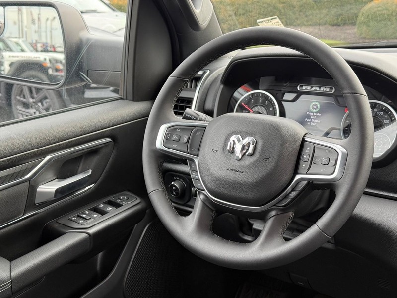 Ram 1500 Vehicle Image 06