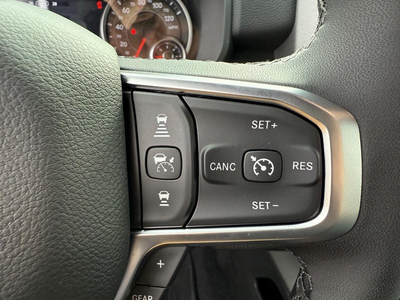 Ram 1500 Vehicle Image 08