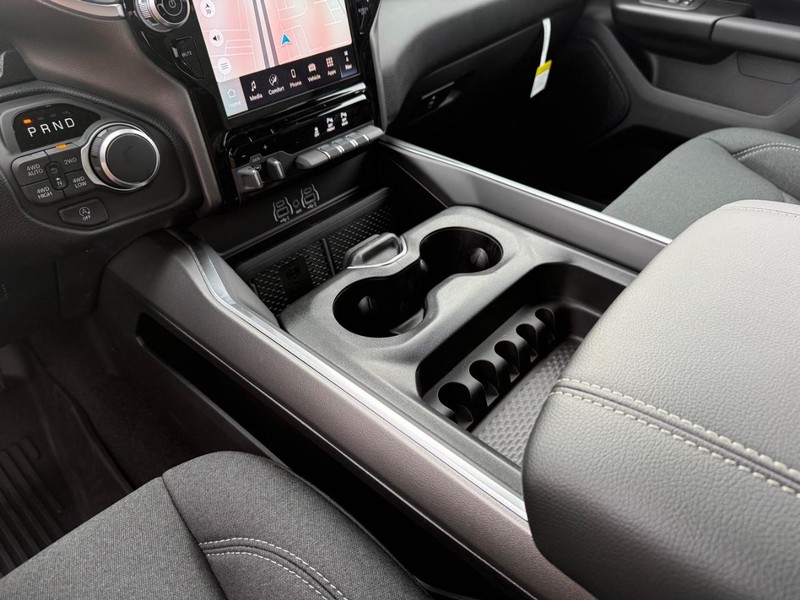 Ram 1500 Vehicle Image 12