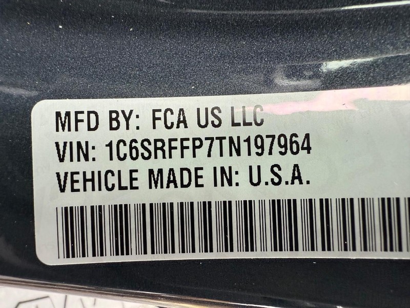 Ram 1500 Vehicle Image 18