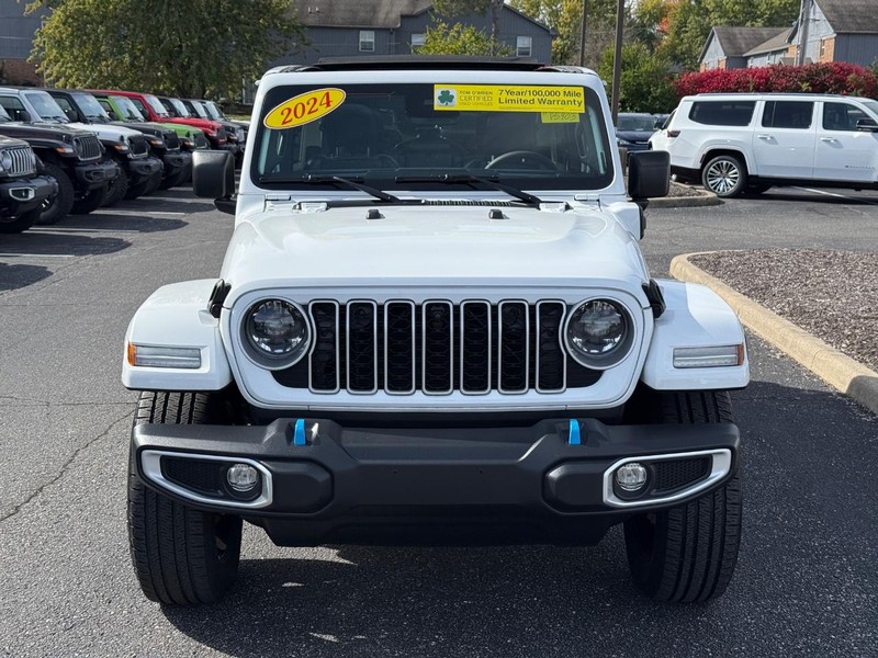 Jeep Wrangler 4xe Vehicle Image 09