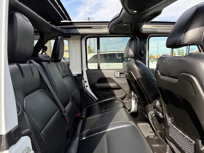 Jeep Wrangler 4xe Vehicle Image 10