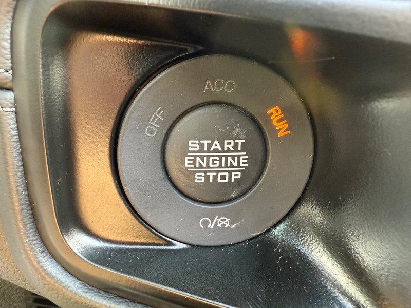 Jeep Wrangler 4xe Vehicle Image 16