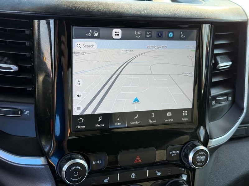 Ram 1500 Vehicle Image 18