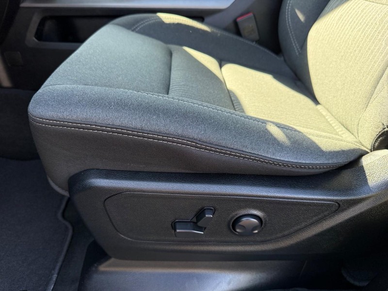 Ram 1500 Vehicle Image 27