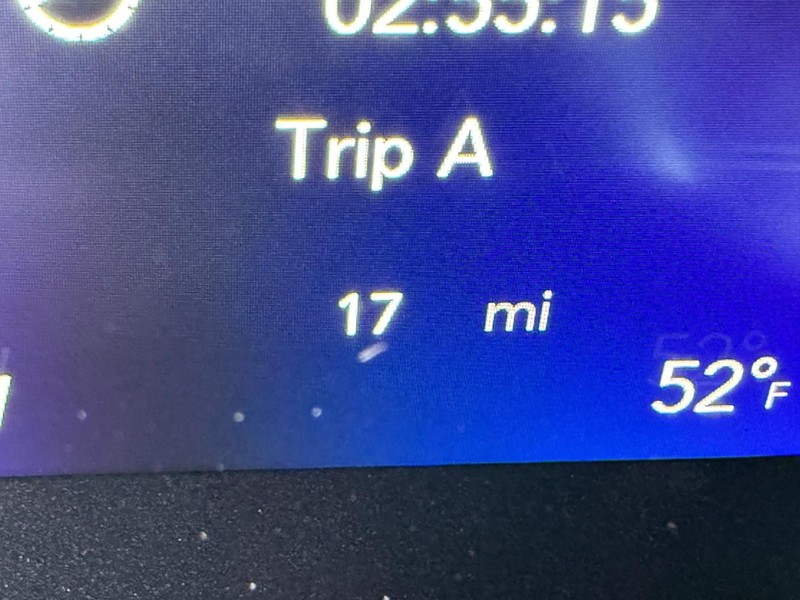 Chrysler Pacifica Vehicle Image 18