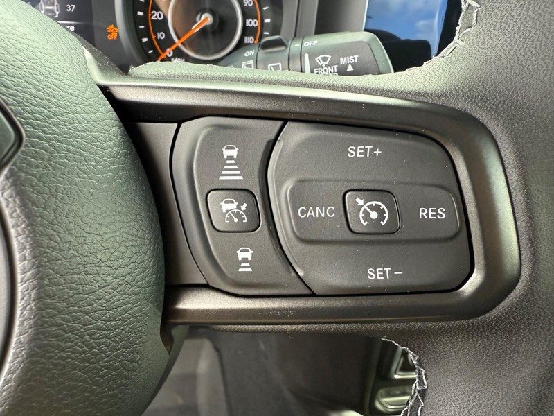 Jeep Wrangler Vehicle Image 09