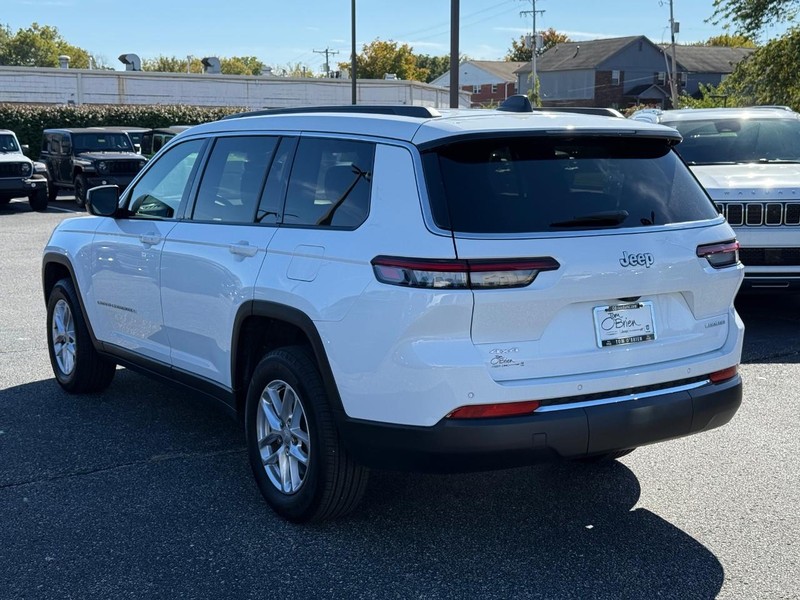 Jeep Grand Cherokee L Vehicle Image 05