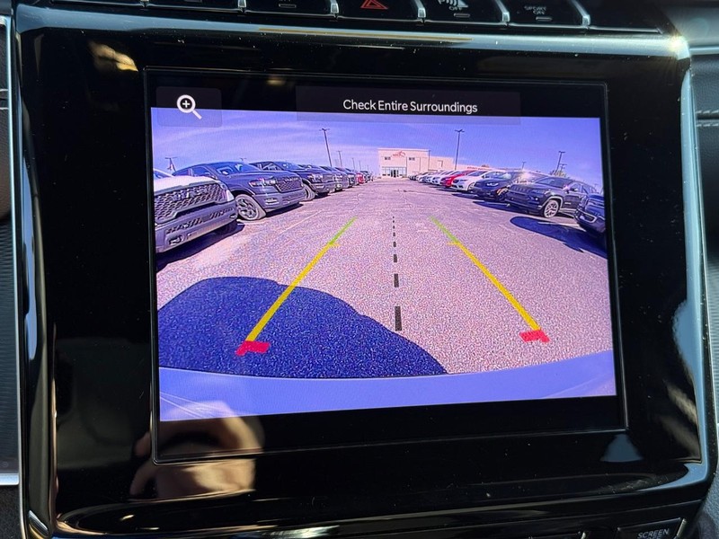 Jeep Grand Cherokee L Vehicle Image 21