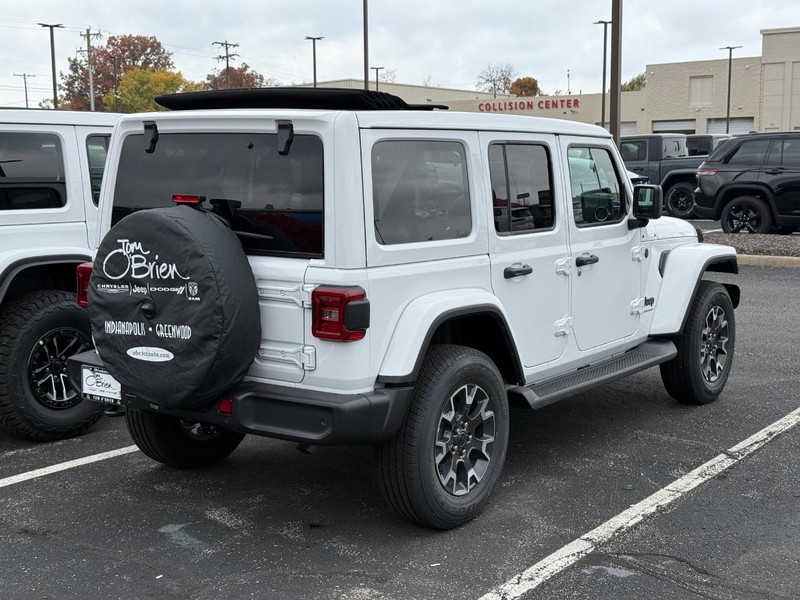 Jeep Wrangler Vehicle Image 03