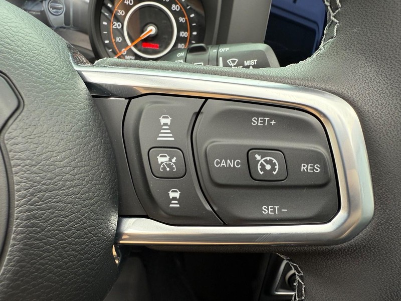 Jeep Wrangler Vehicle Image 09