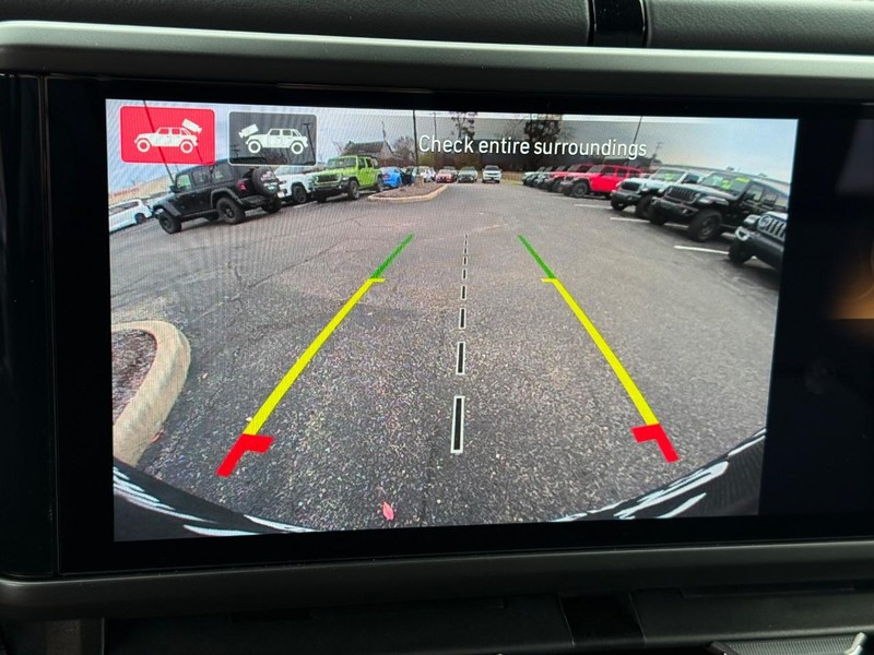 Jeep Wrangler Vehicle Image 13