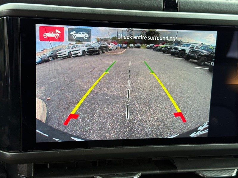 Jeep Wrangler Vehicle Image 13