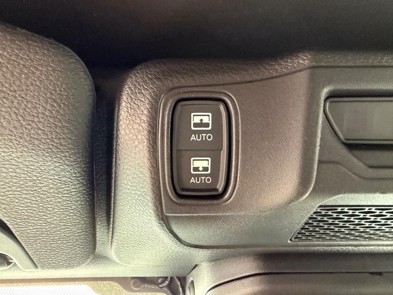 Jeep Wrangler Vehicle Image 17