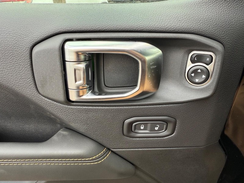 Jeep Wrangler Vehicle Image 20