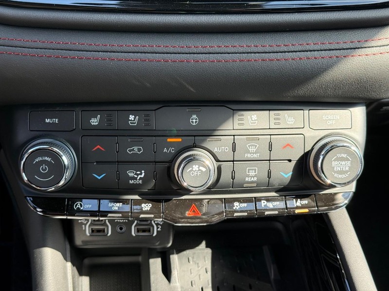 Dodge Durango Vehicle Image 15