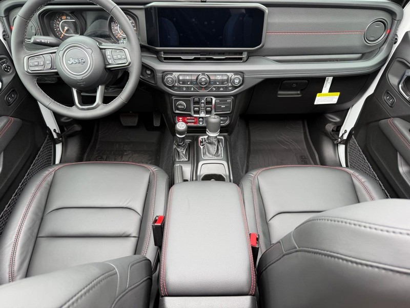 Jeep Wrangler Vehicle Image 06