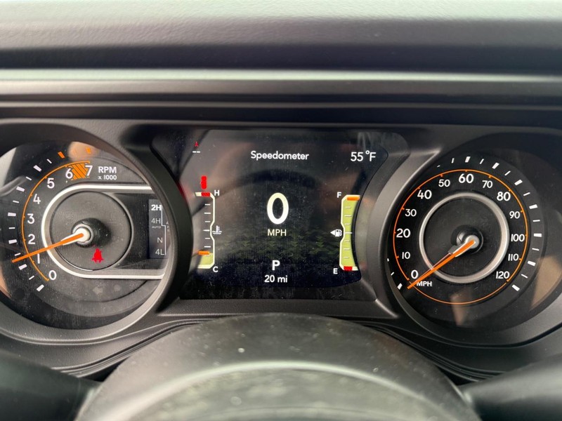 Jeep Wrangler Vehicle Image 18