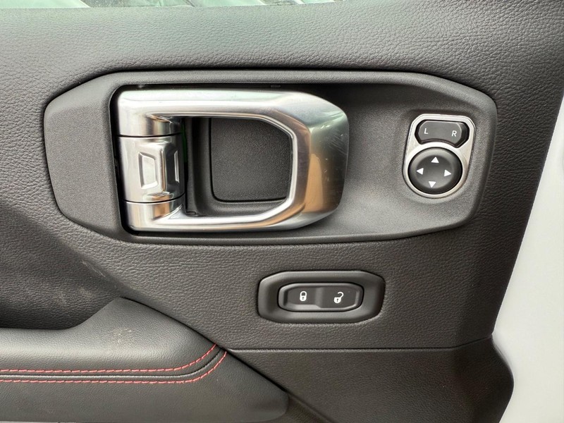 Jeep Wrangler Vehicle Image 20