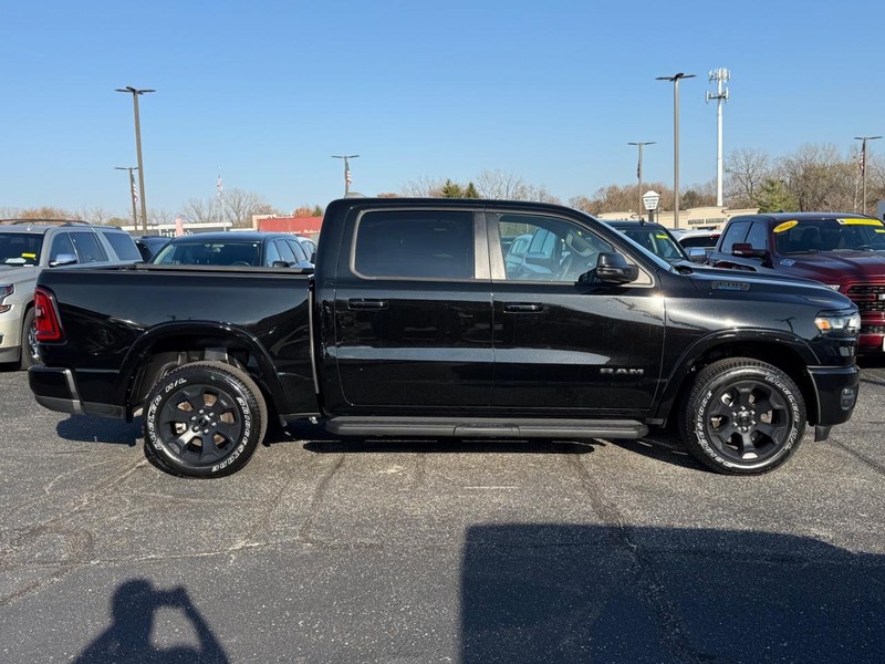 Ram 1500 Vehicle Image 02