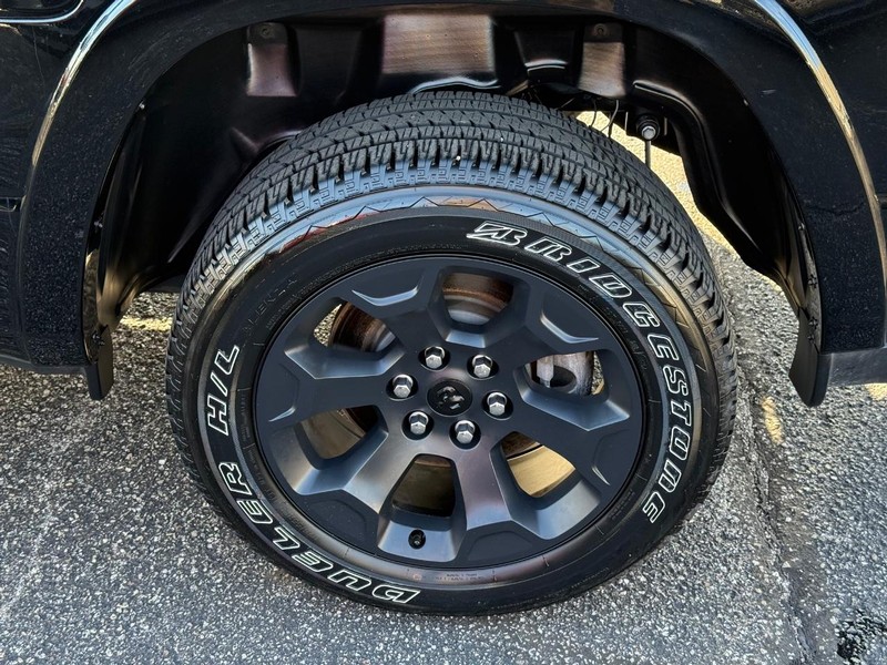 Ram 1500 Vehicle Image 06