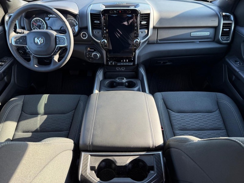 Ram 1500 Vehicle Image 11