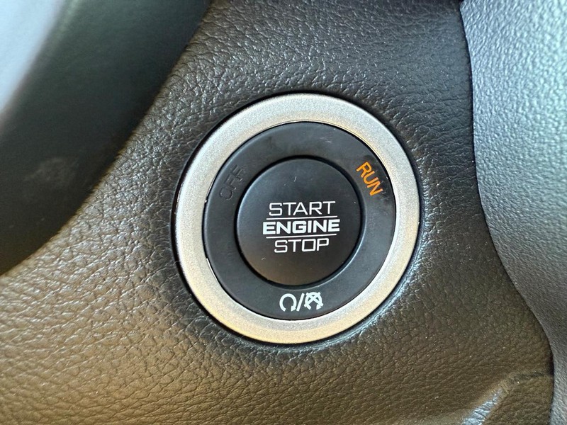 Ram 1500 Vehicle Image 15