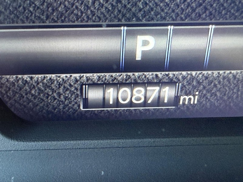 Ram 1500 Vehicle Image 21