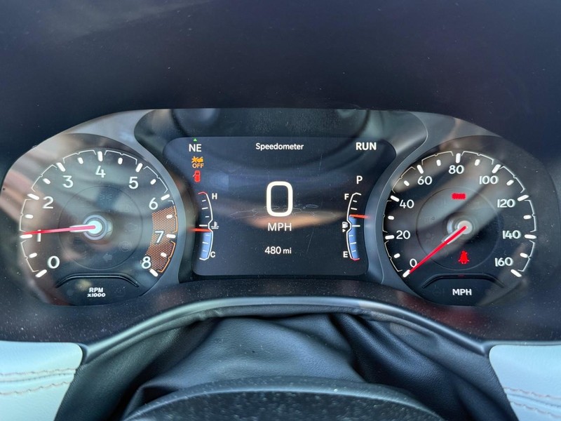 Jeep Compass Vehicle Image 21