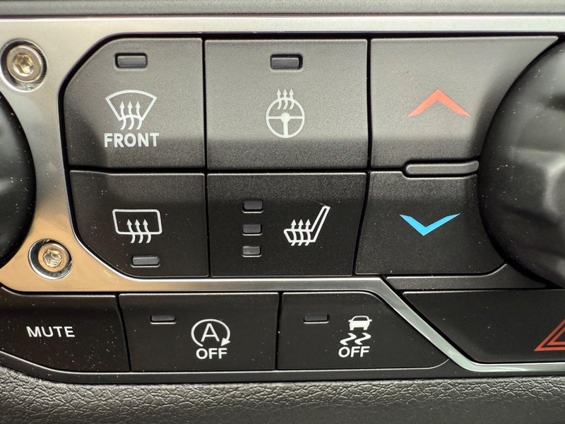 Jeep Wrangler Vehicle Image 11