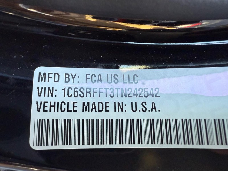 Ram 1500 Vehicle Image 18