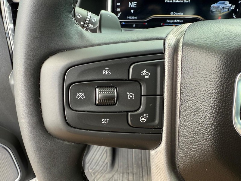 GMC Sierra 1500 Vehicle Image 14