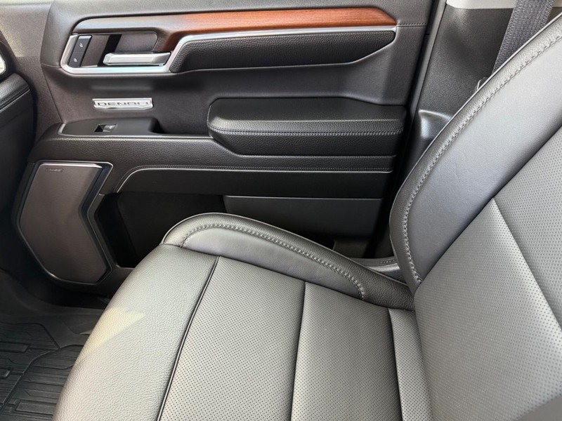 GMC Sierra 1500 Vehicle Image 21