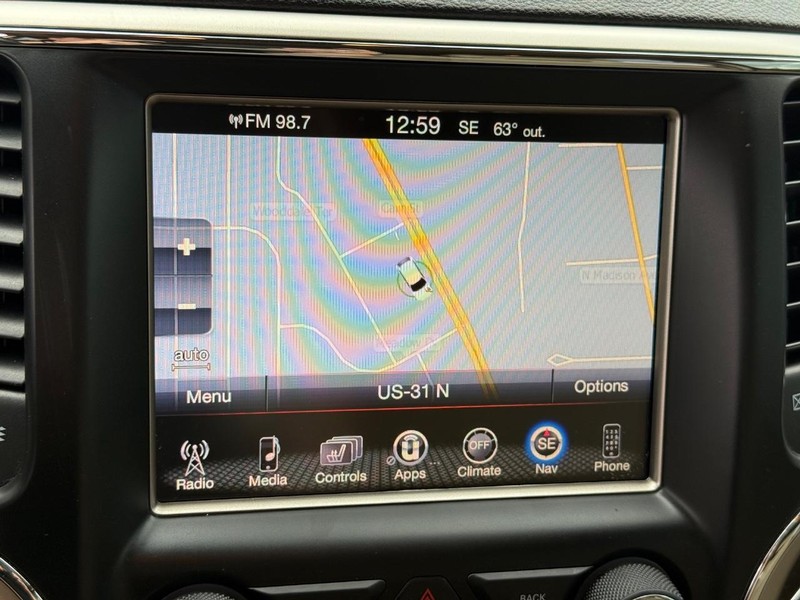 Jeep Grand Cherokee Vehicle Image 20