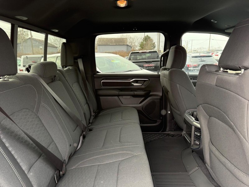 Ram 1500 Vehicle Image 04