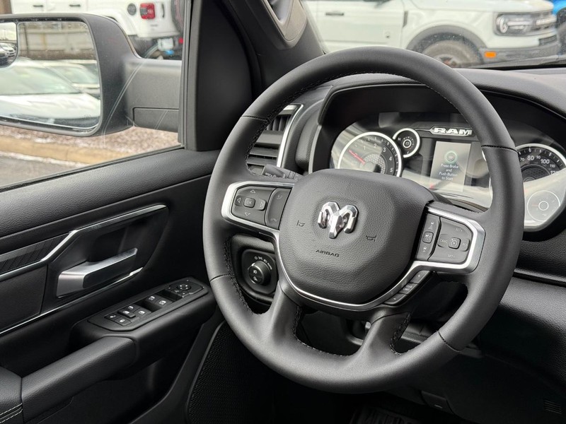 Ram 1500 Vehicle Image 06