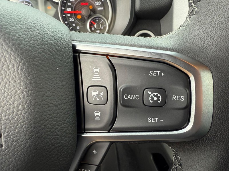 Ram 1500 Vehicle Image 08