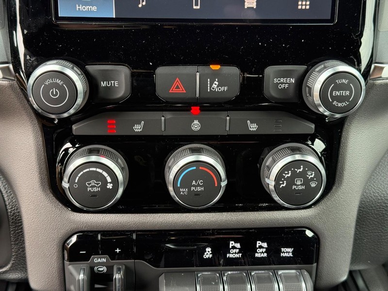 Ram 1500 Vehicle Image 13