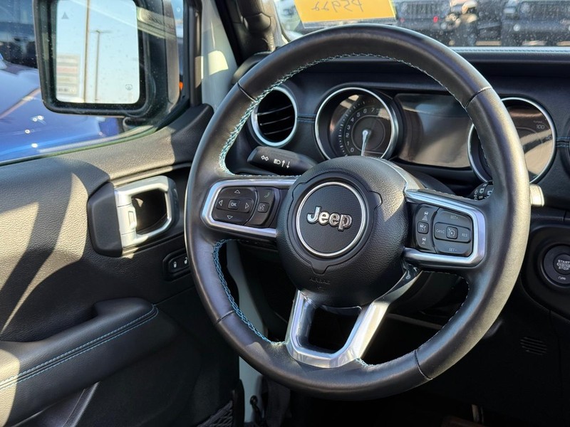 Jeep Wrangler 4xe Vehicle Image 13