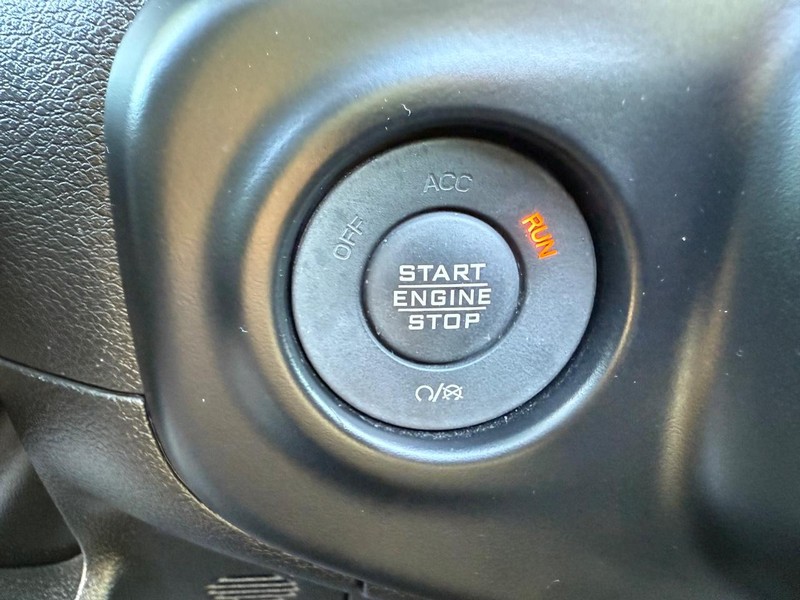 Jeep Wrangler 4xe Vehicle Image 16