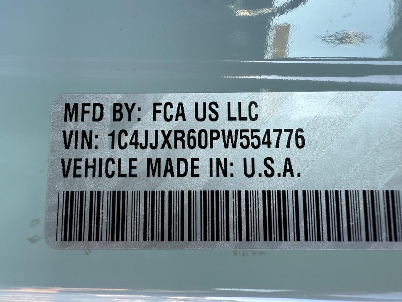 Jeep Wrangler 4xe Vehicle Image 28