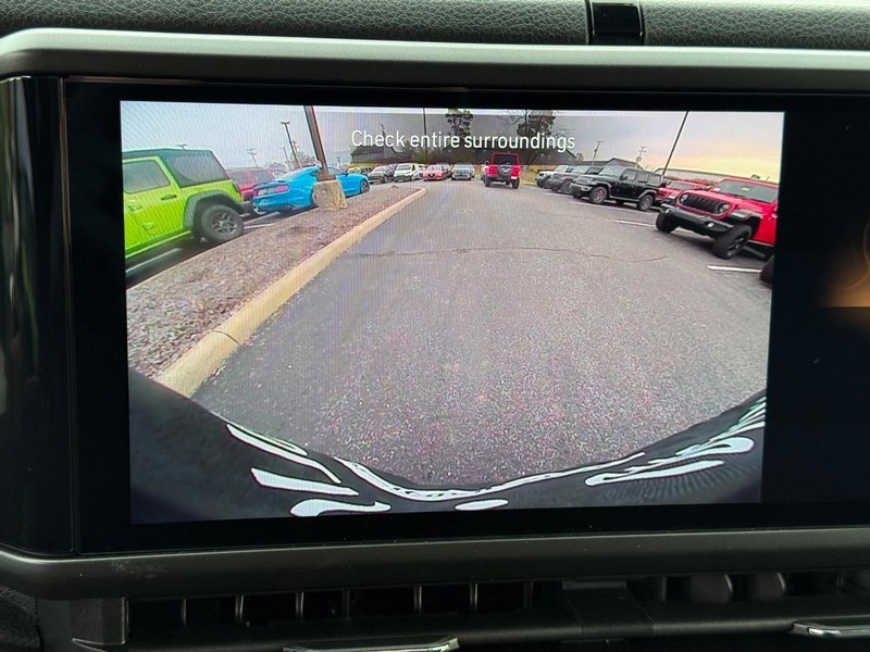 Jeep Wrangler Vehicle Image 11