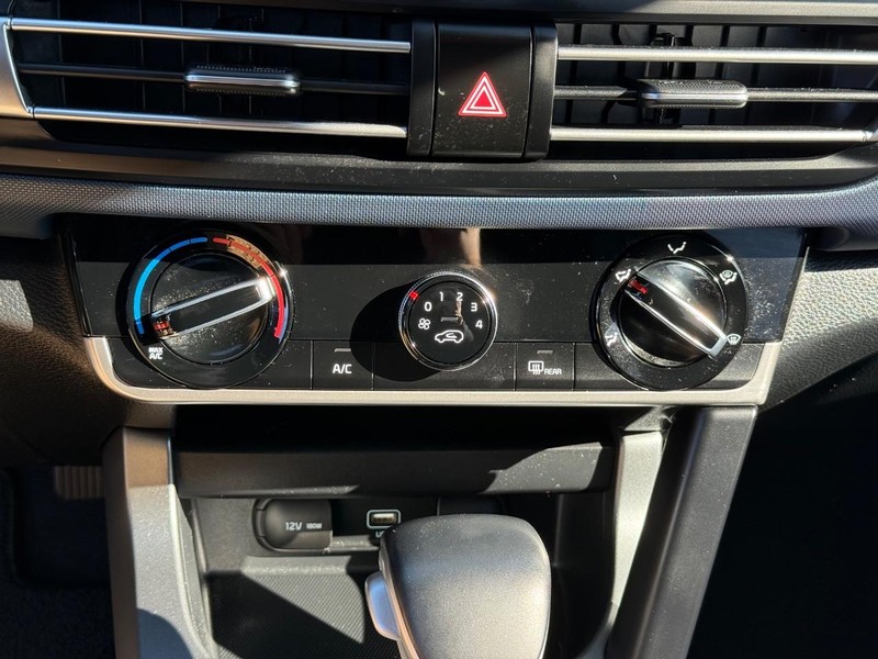 Kia Seltos Vehicle Image 17