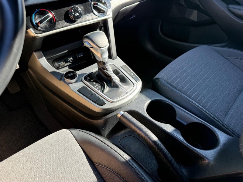 Kia Seltos Vehicle Image 18