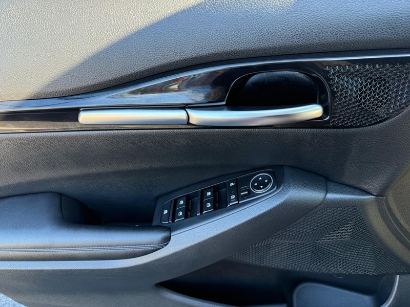 Kia Seltos Vehicle Image 22