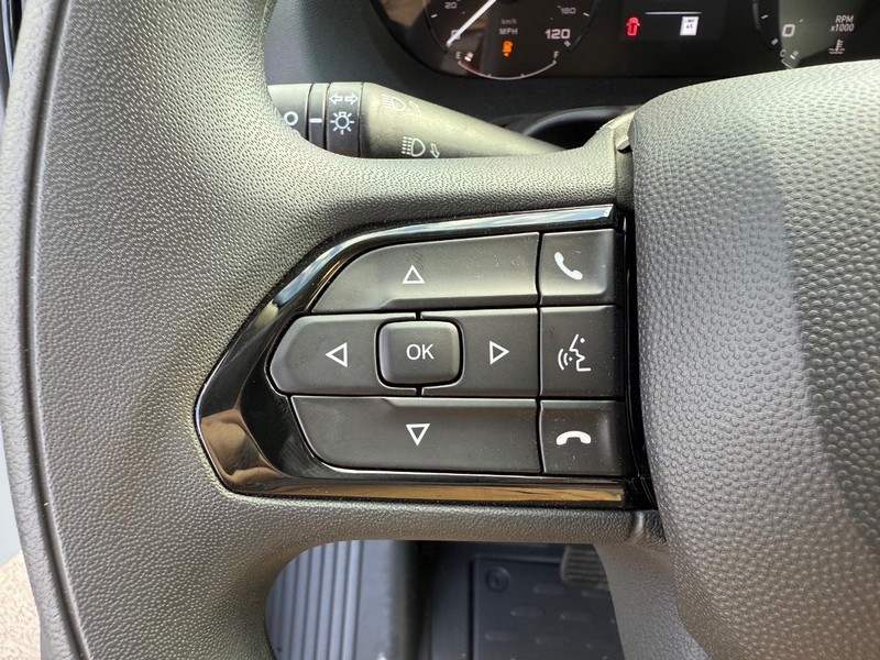 Ram ProMaster Cargo Van Vehicle Image 07