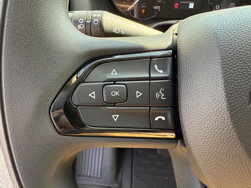 Ram ProMaster Cargo Van Vehicle Image 07